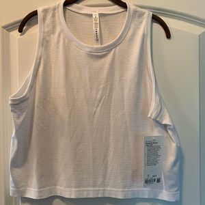 Lululemon Crop Top NWT Women Size 12